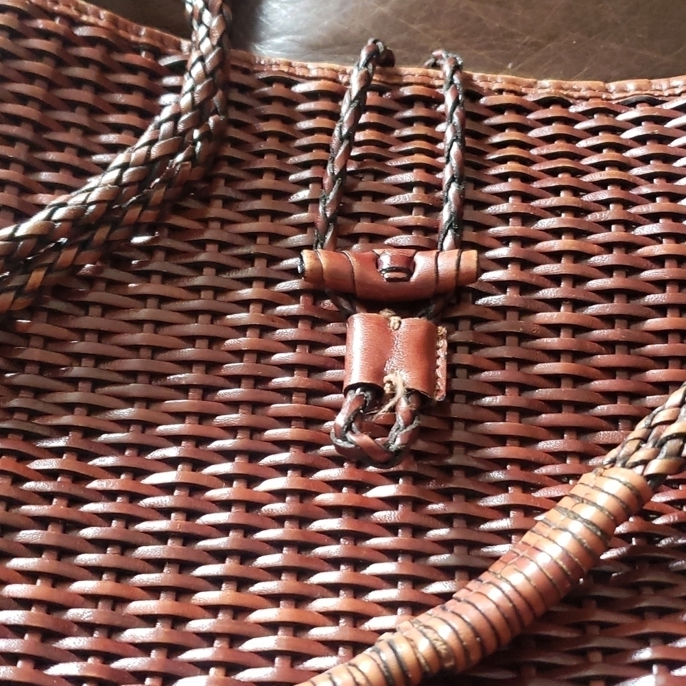 HP. Luna Borsa Genuine Leather Wicker Bag - Picture 9 of 16